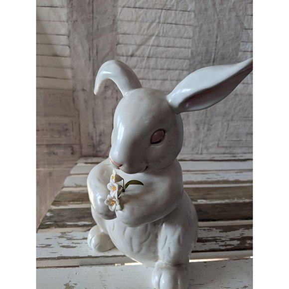 Dept 56 large lifelike rabbit flowers Easter bunny